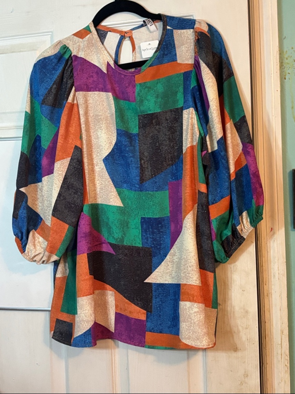 2 Hearts Geometric Puff-Sleeve Blouse in Green Blue Purple Orange Cream Size L